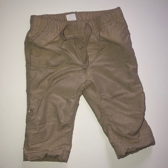 OLD navy baby boy set. Shirt is NWT 3-6 mos 🛍 - Picture 3 of 3